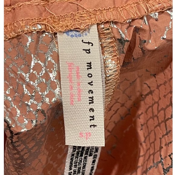 FREE PEOPLE MOVEMENT Shape Shifter Coral Shorts - Picture 5 of 7